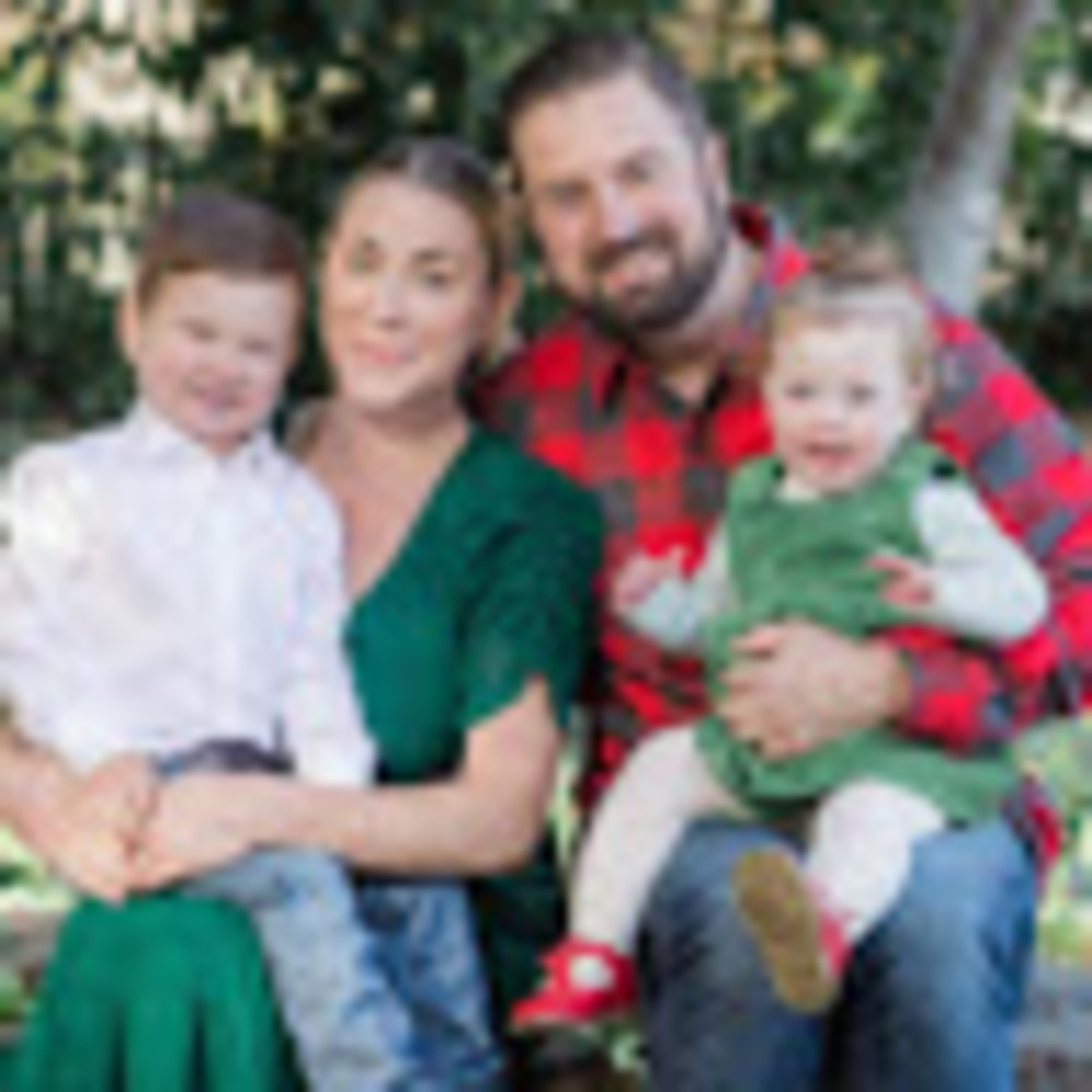 Meet your Posher, Caitlin